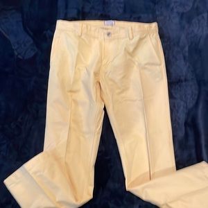 Lands End yellow size 35 pants